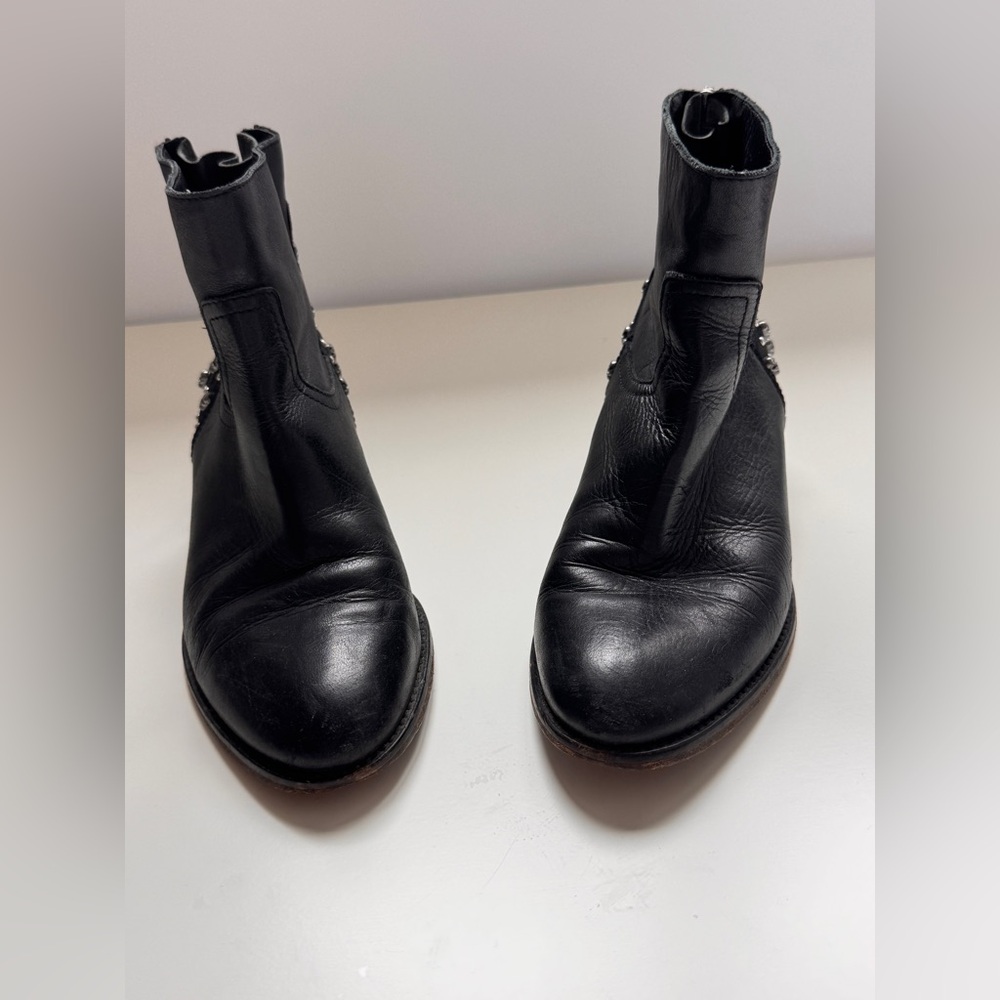 Zadig & Voltaire
Teddy leather western boots
SZ 38EU - Picture 4 of 10